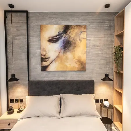 Zealot 테살로니키